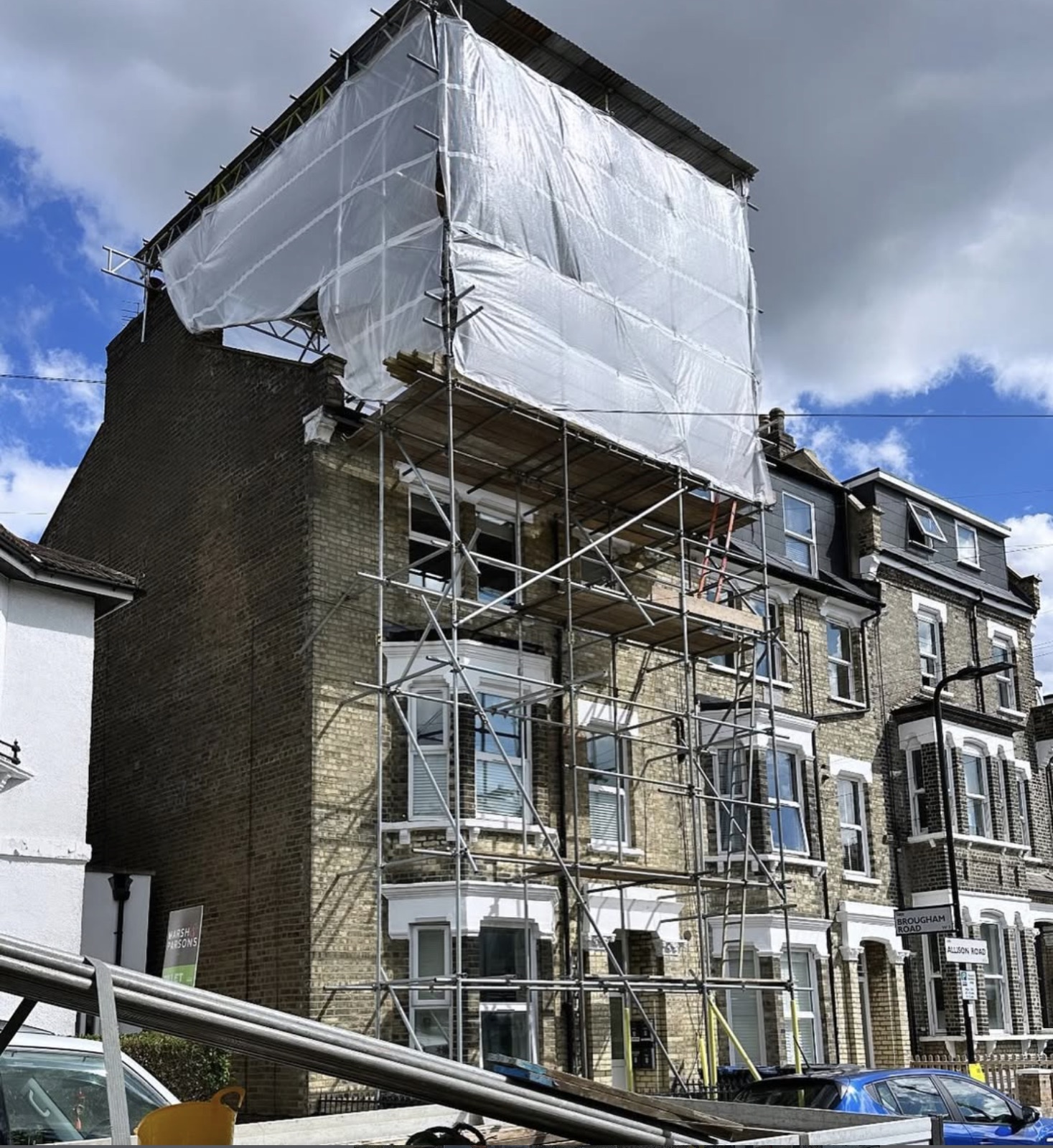 Roofline access scaffolding, London — Rocket Scaffolding